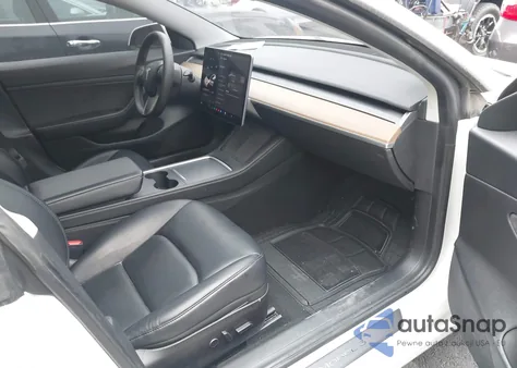 2021 Tesla Model 3 from USA, damaged, VIN 5YJ3E1EAXMF876961